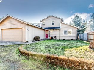 355 S 70th St, Springfield, OR 97478
