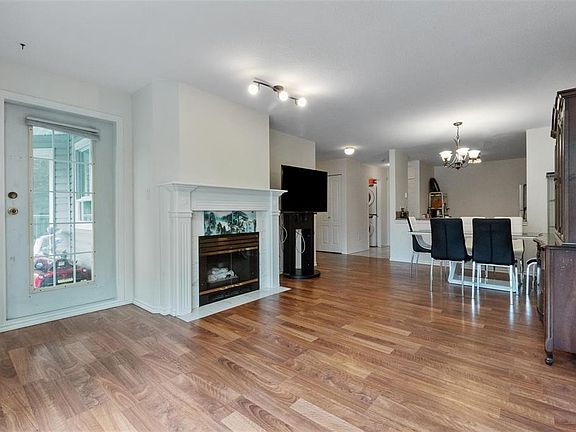 3rd image of 15130 108th Ave #212