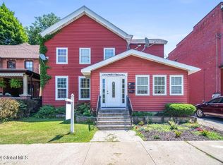 1634 3rd St, Rensselaer, NY 12144