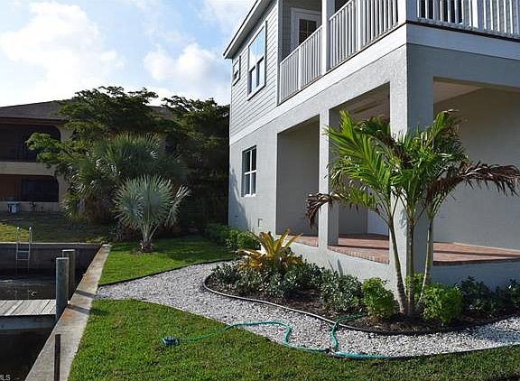 2nd image of 16030 Porto Bello St