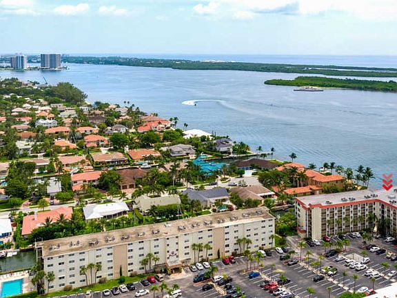 5th image of 105 Paradise Harbour Blvd APT 111