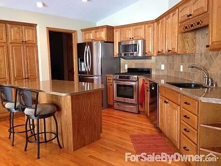 2nd image of 1842 Paulis Dr