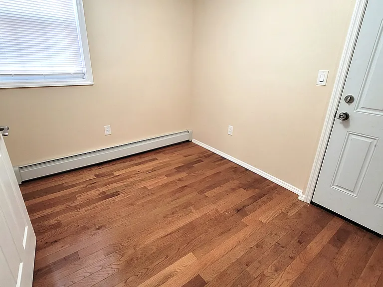 22-24 92nd St #1F — Photo 17