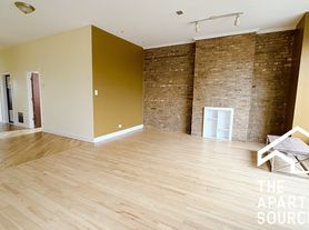 1549 S Christiana Ave, Chicago, IL
