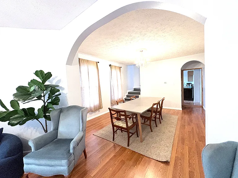 630 Troy St #630 — Photo 15