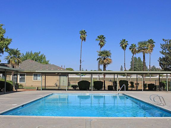 3rd image of 2825 W Alamos Ave #G118