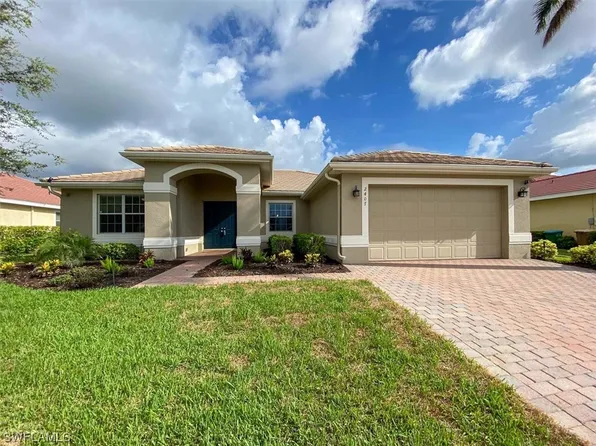 2407 Ashbury Cir, Cape Coral, FL 33991