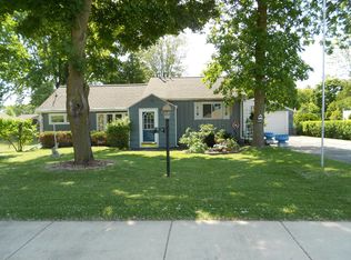 2140 Herman Rd, Manitowoc, WI 54220