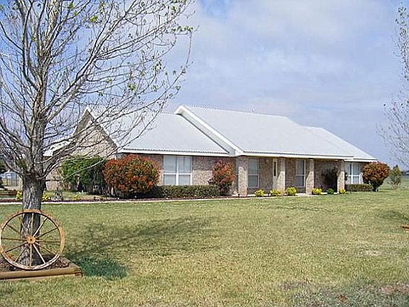 2nd image of 350 County Road 142