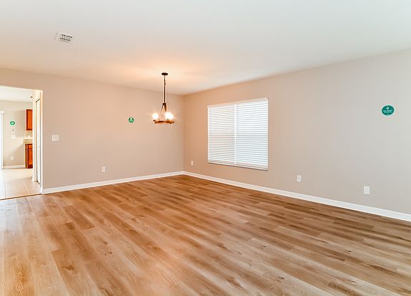 5th image of 1382 Karok St