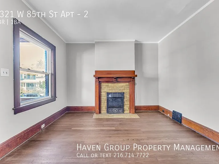 1321 W 85th St #2 — Photo 6