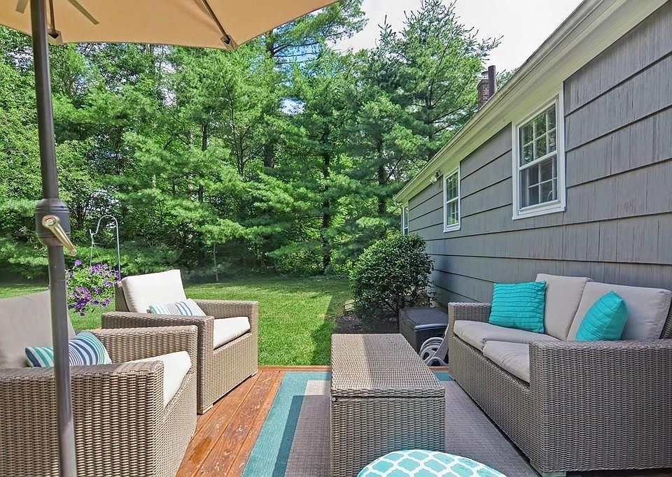 42 Slater St, Attleboro, MA 02703 Zillow