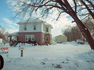 102 Indian Ave, Hastings, IA 51540