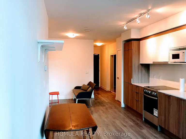 159 Wellesley St E #303 — Photo 7