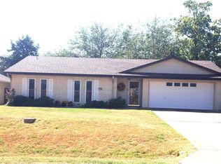 1326 W Ridge Dr, Duncanville, TX 75116