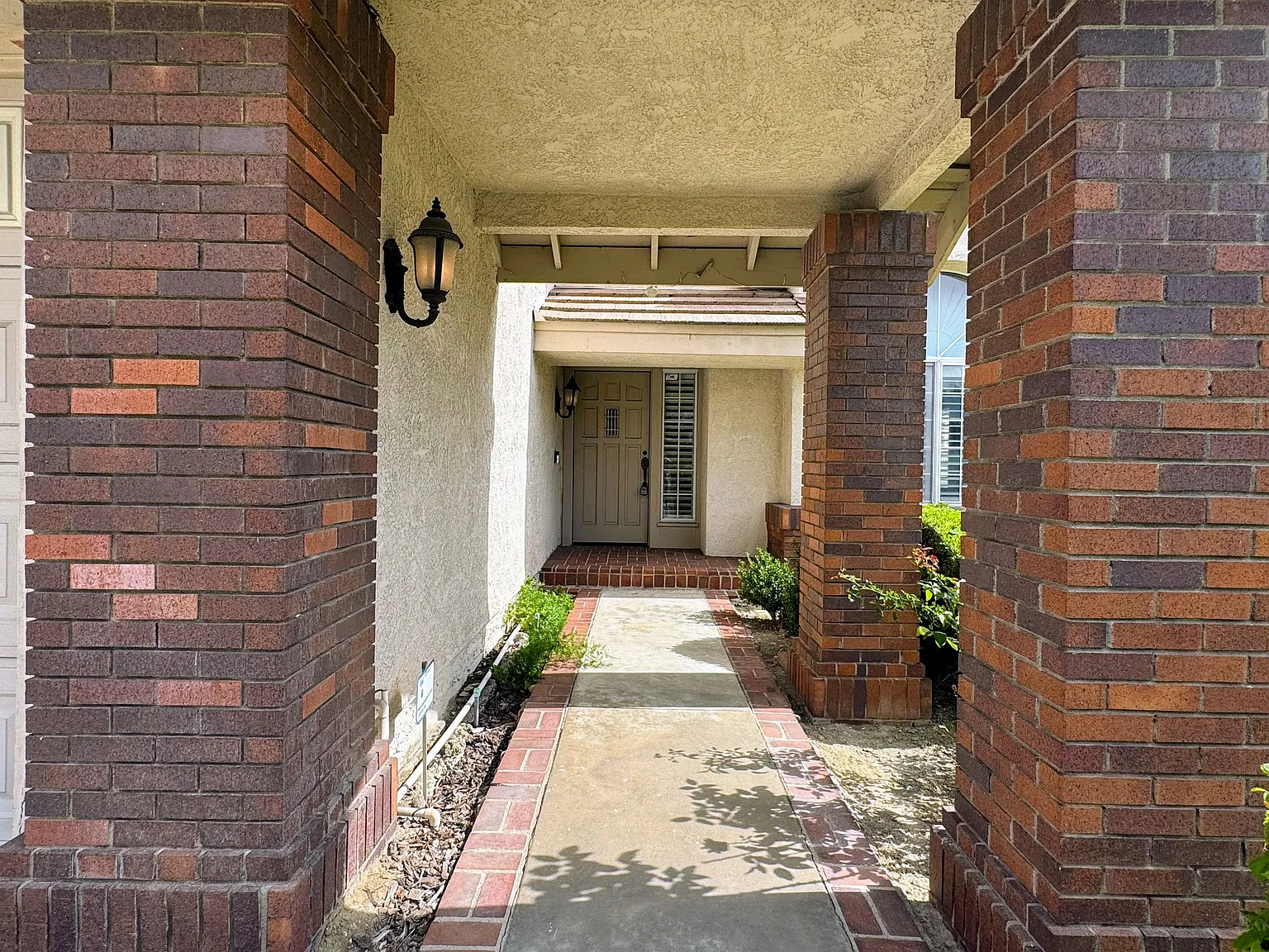 4 bed, 2532 sqft, $4,795 — Photo 3