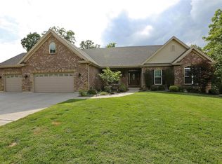 1281 Diamond Valley Dr, High Ridge, MO 63049