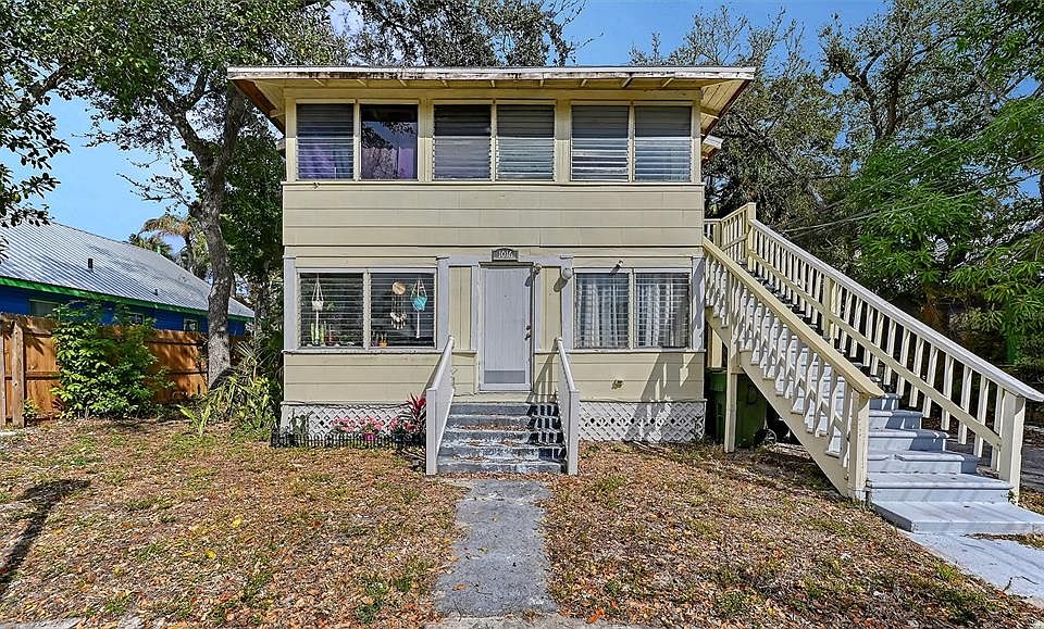 1st image of 1016 10th Ave W