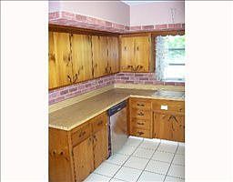 2nd image of 231 S Hibiscus Ct