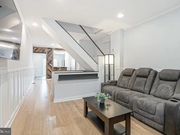 4540 Silverwood St, Philadelphia, PA 19127