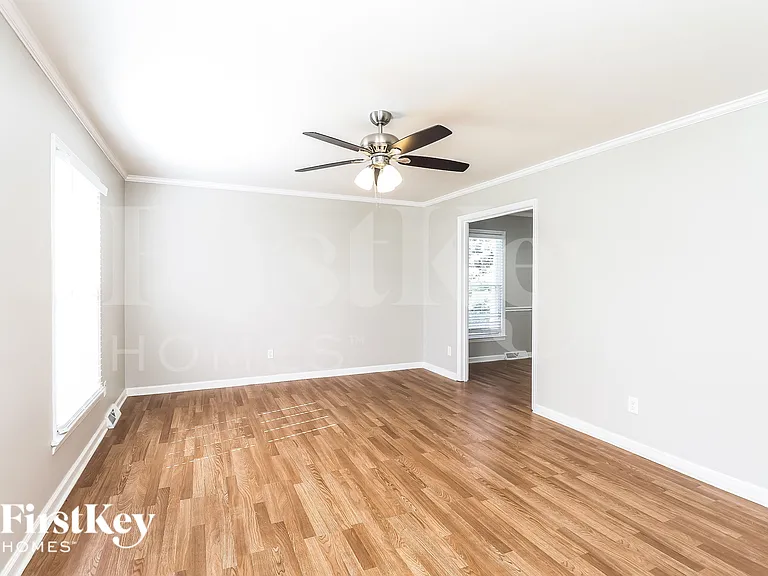 3313 Cross Winds Rd — Photo 10