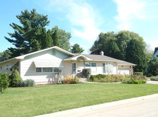 205 W Washington St, Montezuma, IA 50171