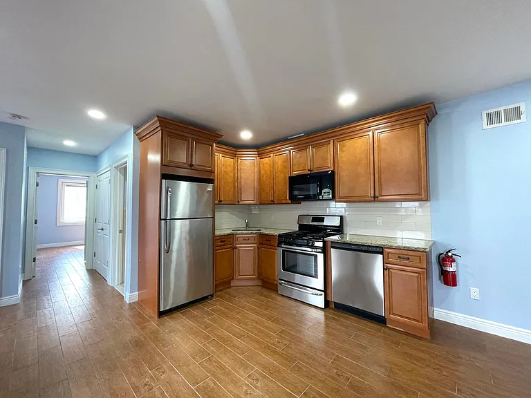 41 Mercer St #1 — Photo 12