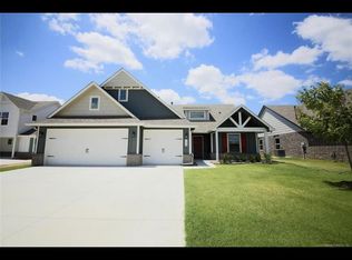 3620 N 32nd St, Broken Arrow, OK 74014
