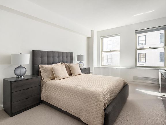 3rd image of 1 E 66th St APT 8E