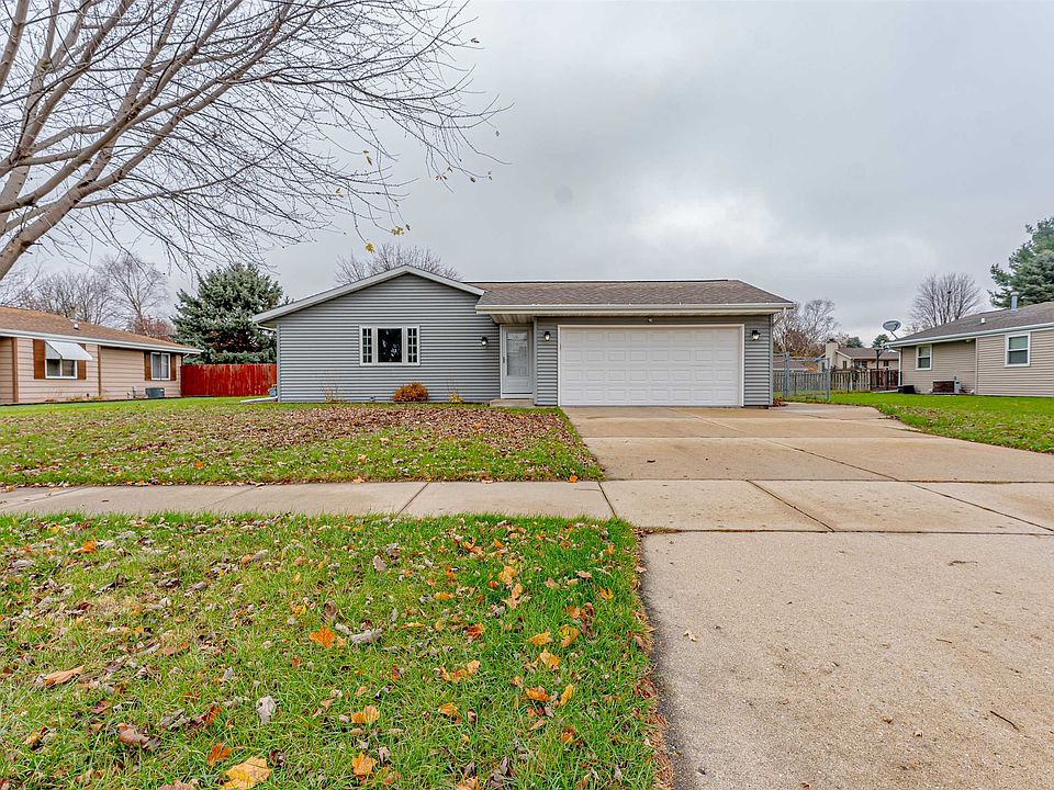 1st image of 3335 Palmer Dr