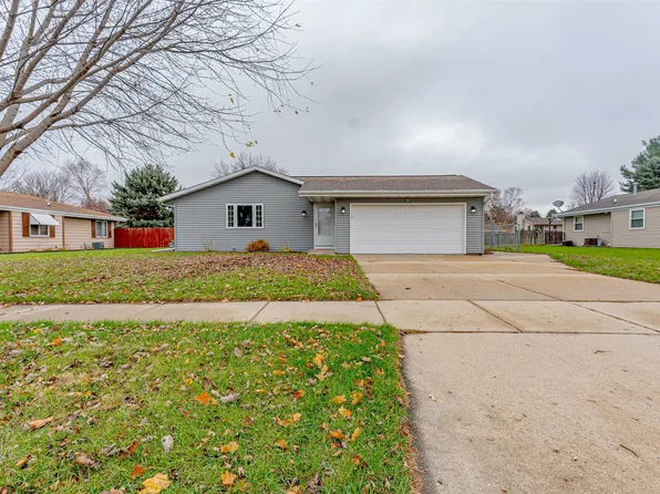 3335 Palmer Dr, Janesville, WI 53546