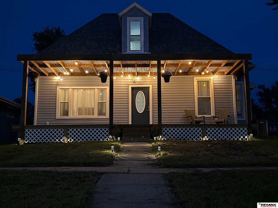 2nd image of 436 S 1st St