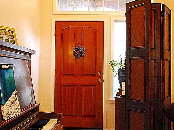 5th image of 4114 E Graythorn Ave