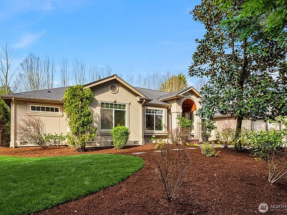 2nd image of 2411 98th Avenue NE