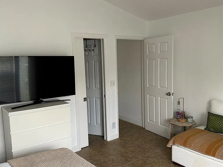3024 Lucerne Park Dr — Photo 10