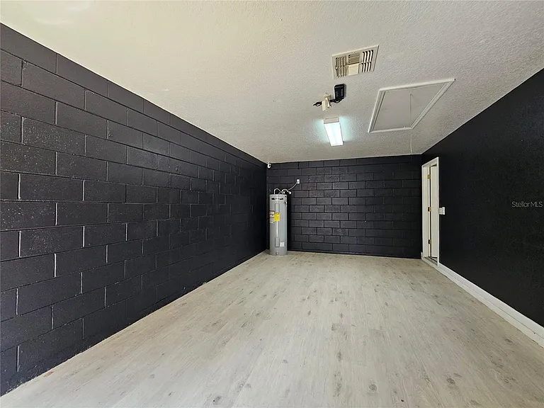 622 Brooke Ct — Photo 4