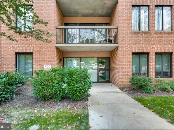11405 Commonwealth Dr Unit 4, Rockville, MD 20852