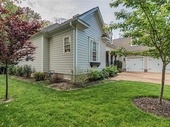 2nd image of 105 Princeville
