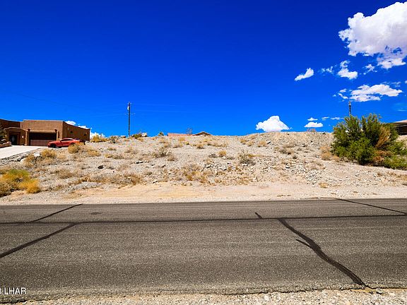 4th image of 3345 Dune Dr