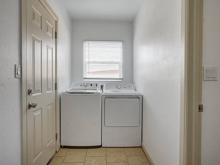 1417 15th St #1417 — Photo 20