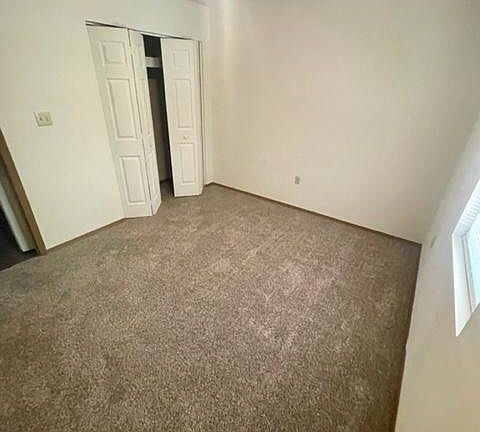 2nd image of 28 Goldenwood Ln