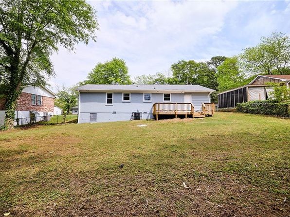 5251 Joan Of Arc Pl, Atlanta, GA 30349