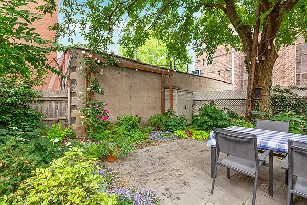 Rented by The Agency | media 8