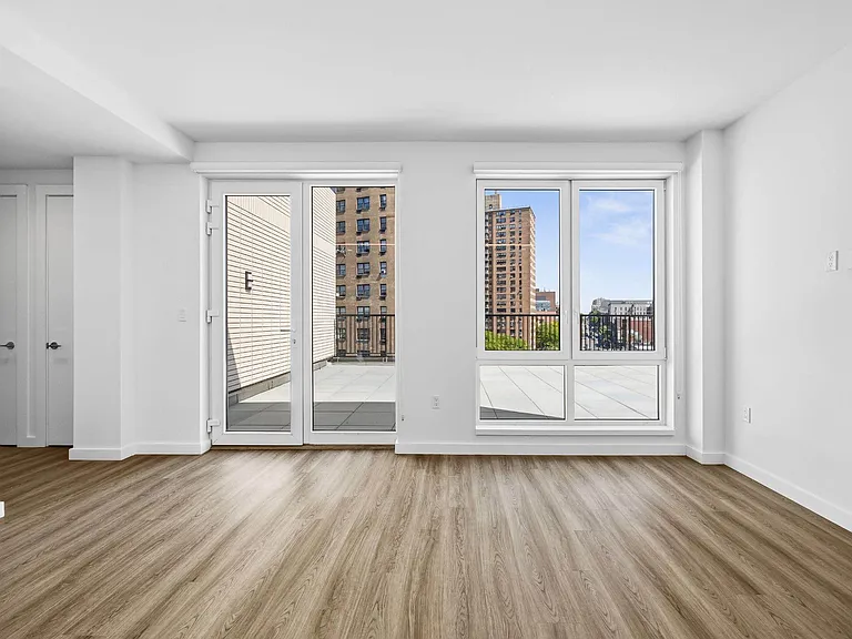 100 Sullivan Pl #601 — Photo 5