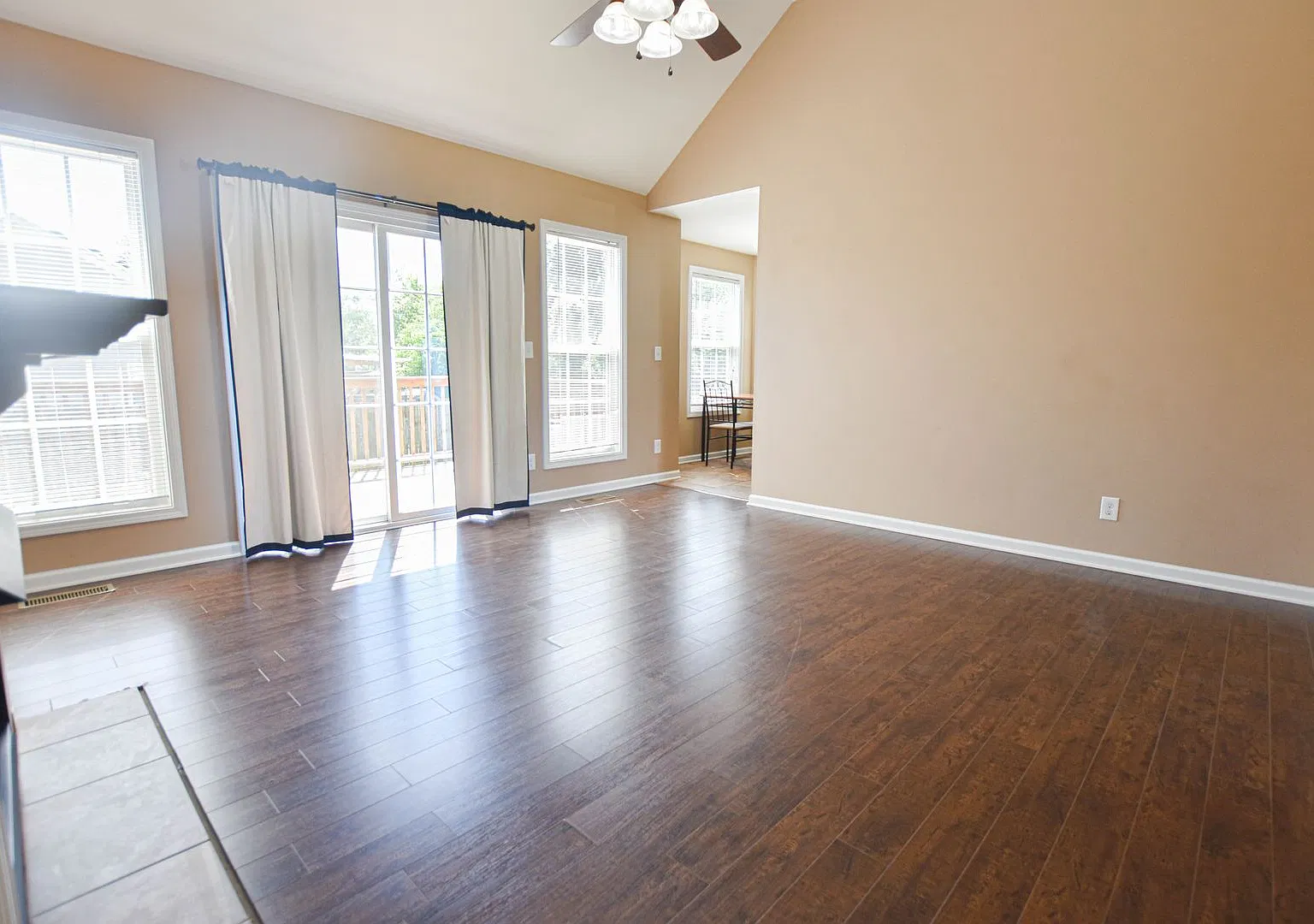 Pet Friendly Three Bedroom! — Photo 4