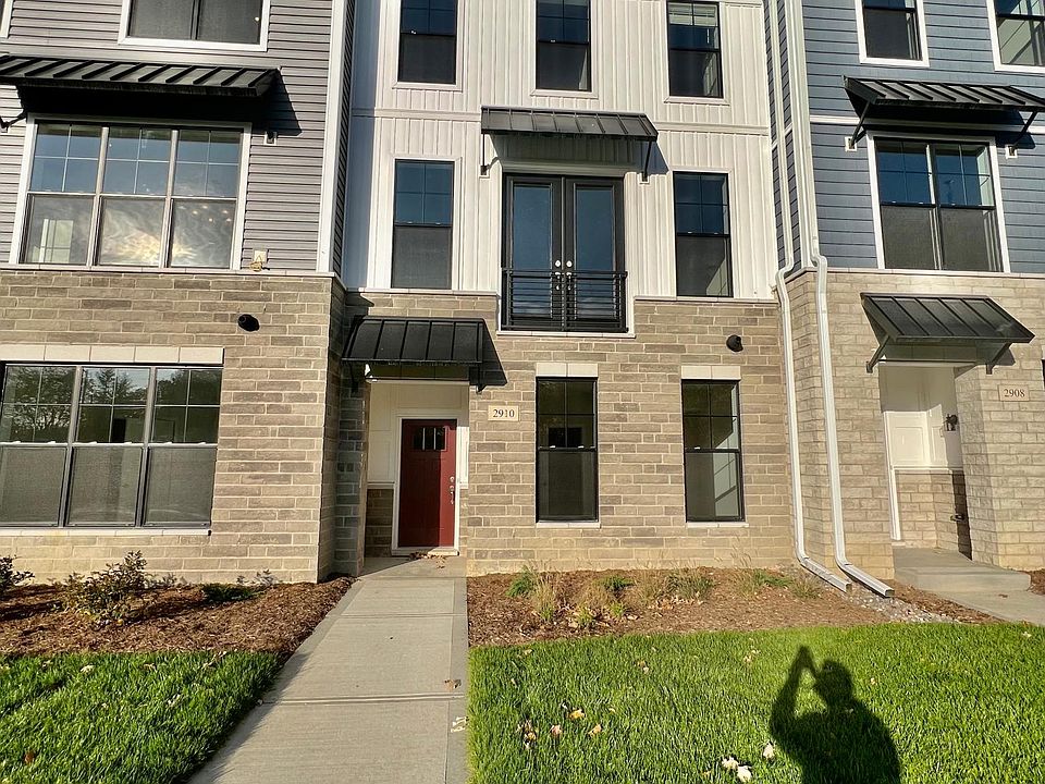 1st image of 2910 Rayfield Ave