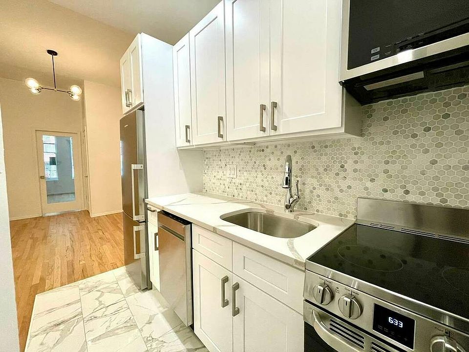 1st image of 134 W 15th St APT 1FE