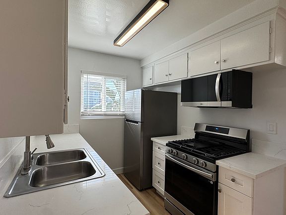 2nd image of 5555 Klump Ave #10218