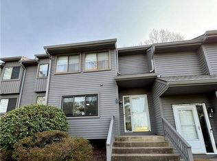 158 Conestoga Way #158, Glastonbury, CT 06033