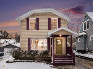 1109 W Maple St, Kalamazoo, MI 49008